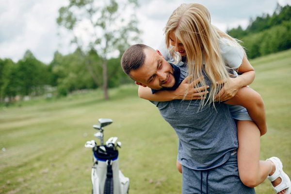 Une agence d'événementiel spécialisée dans les animations de golf en intérieur ou extérieur pour vos événements mémorables